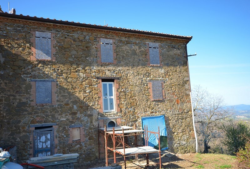 Amiata Immobiliare - Annuncio rif.CN 36 - AGENZIA IMMOBILIARE AMIATA - Case in vendita sul Monte Amiata - Affitti - Ville casali appartamenti in affitto - appartamenti in vendita sull amiata - REAL ESTATE