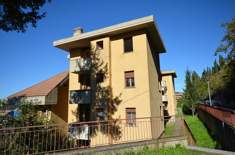 Amiata Immobiliare - Annuncio rif.A 289 - AGENZIA IMMOBILIARE AMIATA - Case in vendita sul Monte Amiata - Affitti - Ville casali appartamenti in affitto - appartamenti in vendita sull amiata - REAL ESTATE